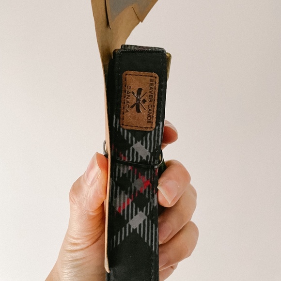 Beaver Canoe // NWT Pet Leash - Picture 3 of 3